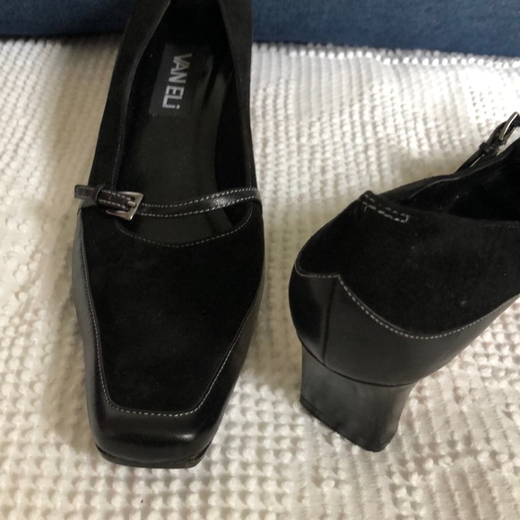 Stunning barely worn shoes - Picture 2 of 4